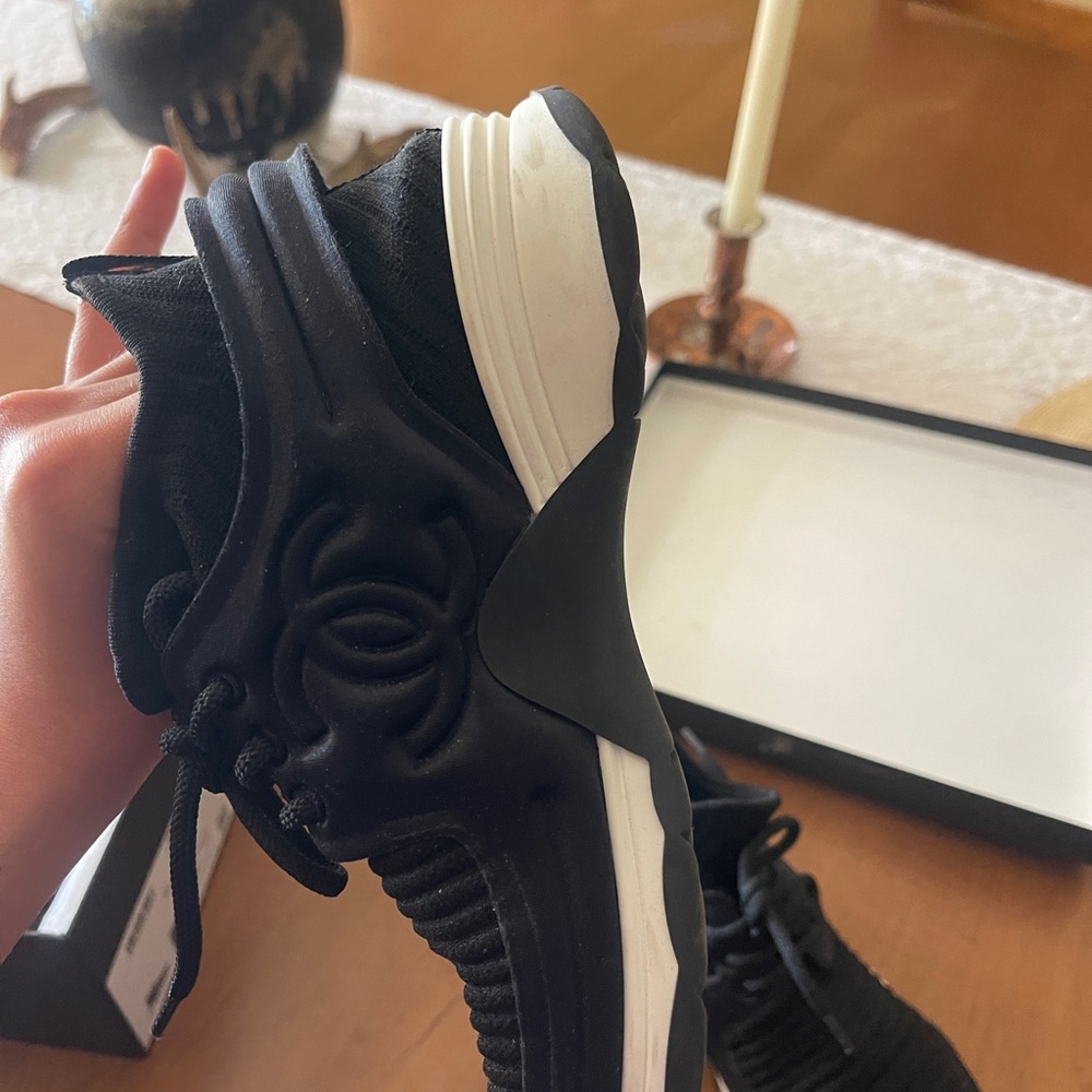 CHANEL sneakers - Picture 11 of 11